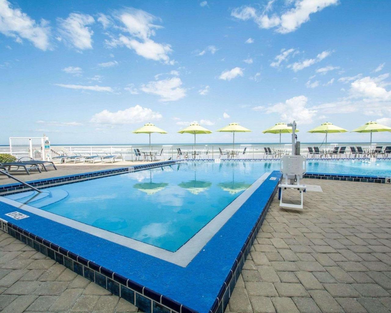Bluegreen Vacations Daytona Seabreeze, Ascend Resort Collection Daytona Beach Shores Exterior photo